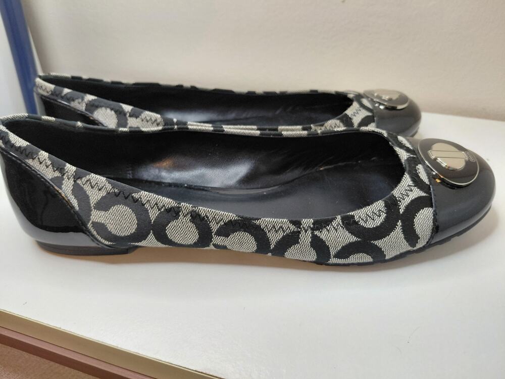 COACH Cecile Black Signature C Canvas Ballet Flats Turnlock Cap Toe Women's Sz 8